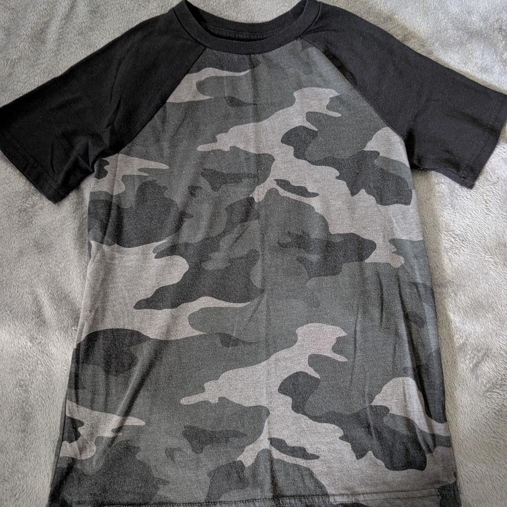 Urban Pipeline Black and Gray Camo Tee